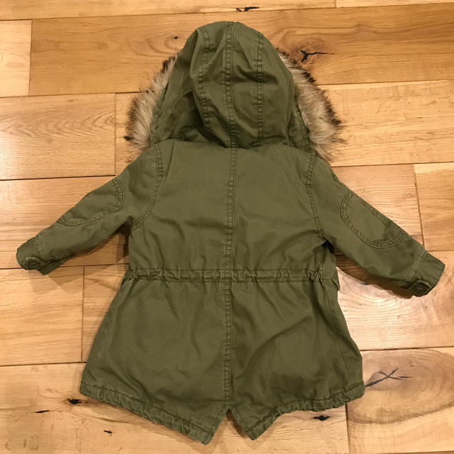 babyGAP(ベビーギャップ)の【babyGAP】ミリタリーアウター キッズ/ベビー/マタニティのベビー服(~85cm)(ジャケット/コート)の商品写真