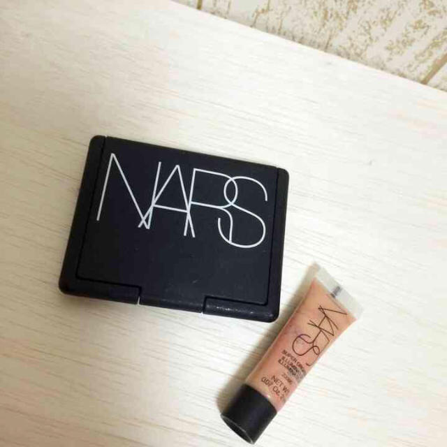 NARS(ナーズ)のNARS ハイティングブラッシュ コスメ/美容のベースメイク/化粧品(フェイスカラー)の商品写真