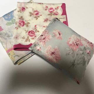 ローラアシュレイ(LAURA ASHLEY)のローラアシュレイ　ハンカチ&エコバッグ(エコバッグ)