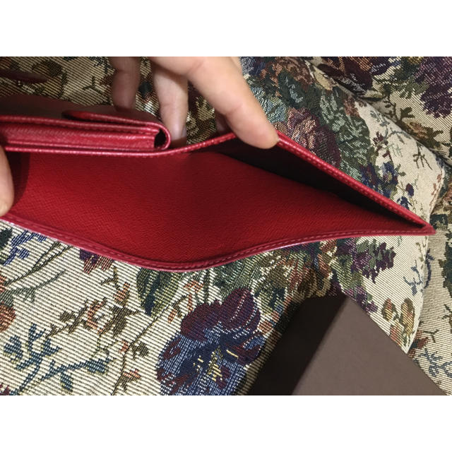 LOUIS VUITTON(ルイヴィトン)の（美品）ルイヴィトン　エピ　2つ折り財布 レディースのファッション小物(財布)の商品写真