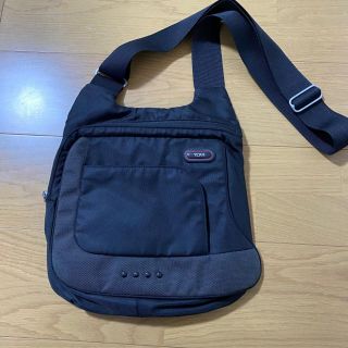 トゥミ(TUMI)のtumi ショルダーバッグ(ショルダーバッグ)