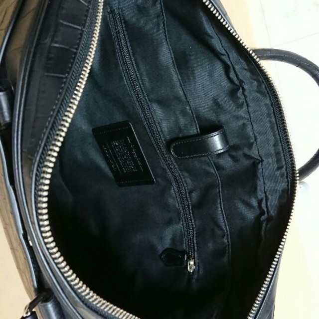 COACH(コーチ)のコーチ　ビジネスバッグ　ショルダータイプ　クロコダイル柄　型押し　新品未使用 メンズのバッグ(ビジネスバッグ)の商品写真
