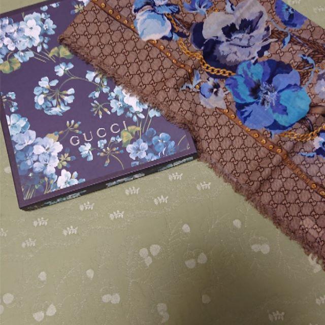 大幅値下げ！GUCCI グッチ 花柄ストール-