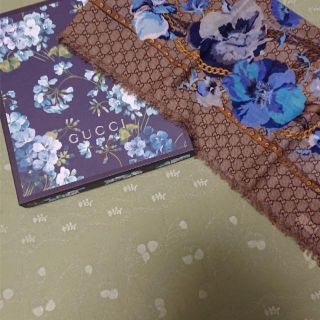 GUCCI(ストール/パシュミナ ・ ブルー・ネイビー/青色系)の GUCCI(ストール/パシュミナ ・ ブルー・ネイビー/青色系)の