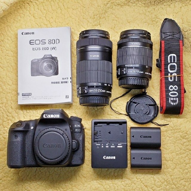 【美品】【大人気】EOS 80D ダブルレンズキットCanon