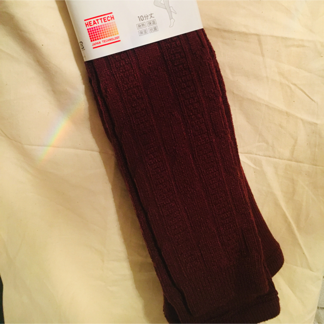 UNIQLO(ユニクロ)の【新品未使用】ヒートテック ニットレギンス（10分丈）M/L Red color レディースのレッグウェア(レギンス/スパッツ)の商品写真