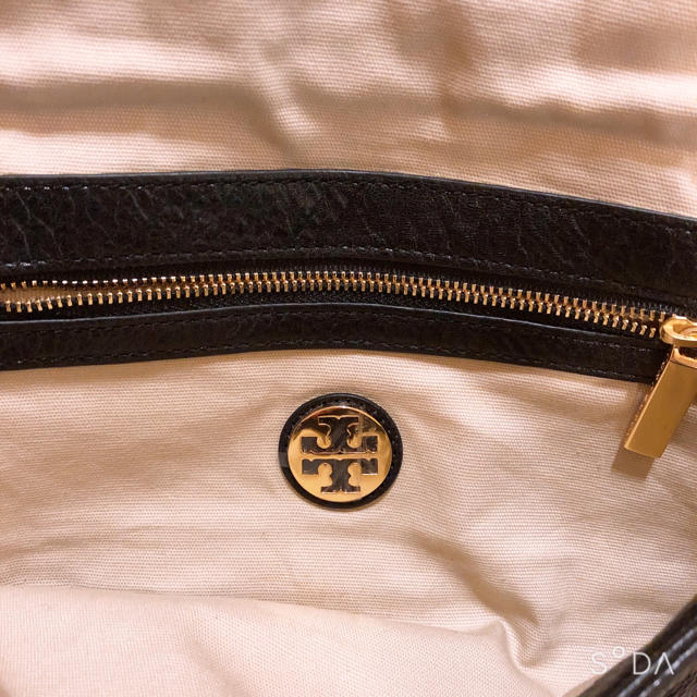 Tory Burch(トリーバーチ)の美品　トリーバーチクラッチ　ショルダーバッグ レディースのバッグ(クラッチバッグ)の商品写真