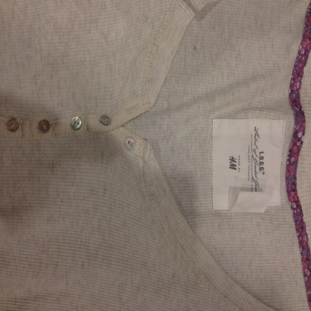 H&M(エイチアンドエム)のH&Mシンプルカットソー レディースのトップス(Tシャツ(長袖/七分))の商品写真