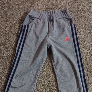 アディダス(adidas)の👖adidas ｼﾞｭﾆｱ140 パンツ👖(パンツ/スパッツ)