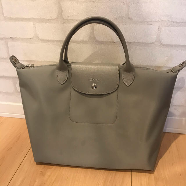 LONGCHAMP ロンシャン　プリアージュ