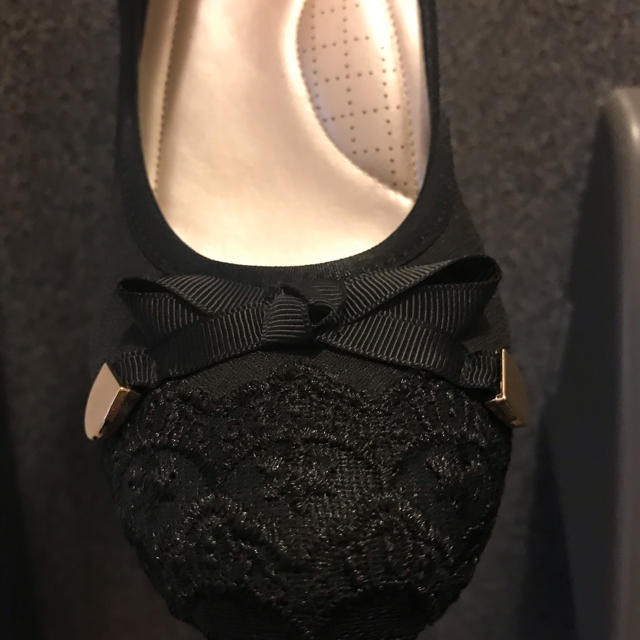 Marie Claire(マリクレール)の黒のパンプス レディースの靴/シューズ(ハイヒール/パンプス)の商品写真
