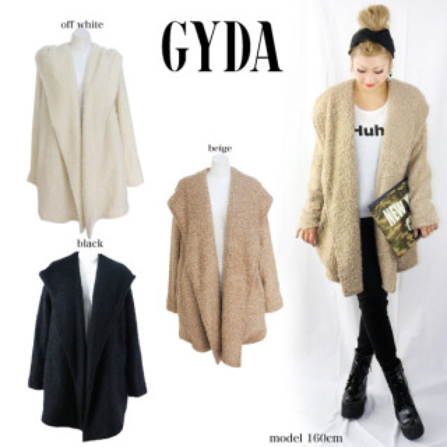 GYDA(ジェイダ)のプードルファーのコート レディースのジャケット/アウター(毛皮/ファーコート)の商品写真