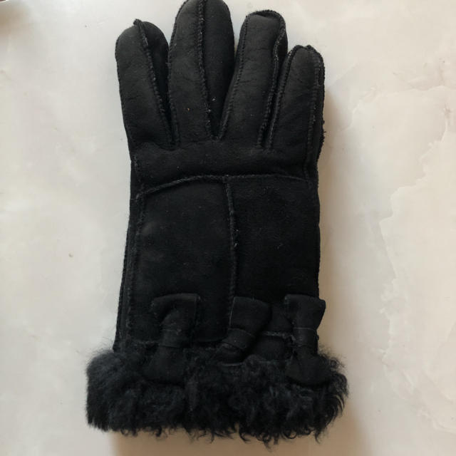 BEAMS(ビームス)のビームス　トリプルリボン　スエード　羊革　ファー　手袋　グローブ レディースのファッション小物(手袋)の商品写真