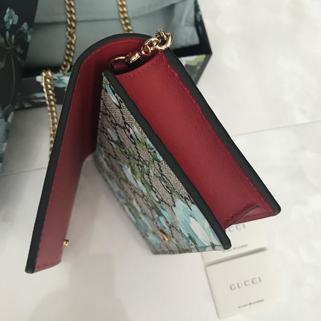 Gucci(グッチ)のGUCCI チェーンウォレット　ブルームス　花柄 レディースのバッグ(ショルダーバッグ)の商品写真