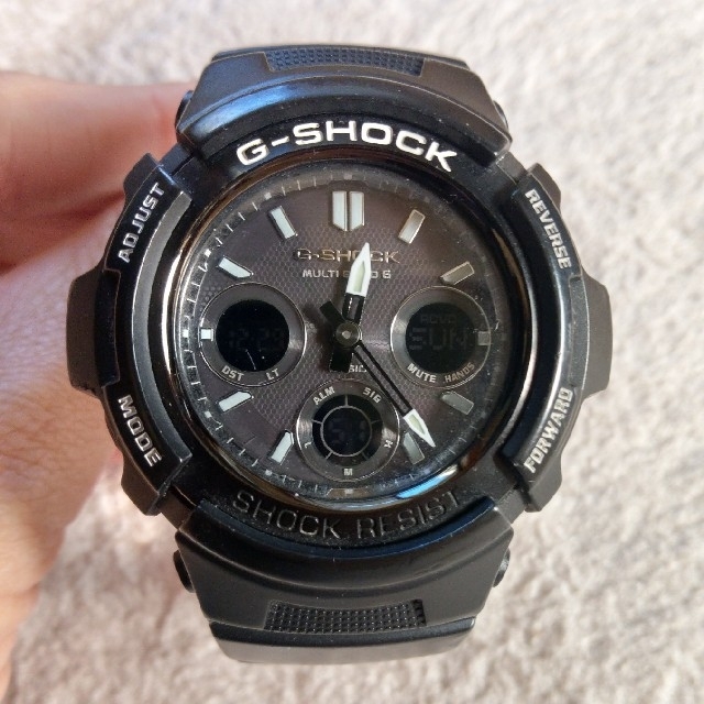 G-SHOCK AWG-M100BW-1AJF