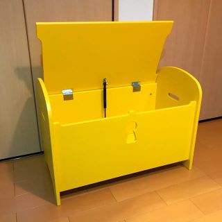 Ikea 送料込み Ikea Trogen 収納ベンチ イケアの通販 By B B D S Shop イケアならラクマ Ikea 送料込み Ikea Trogen 収納ベンチ イケアの通販 By B B D S Shop イケアならラクマ