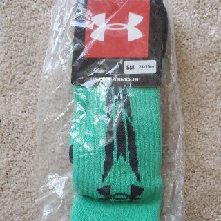 アンダーアーマー(UNDER ARMOUR)のUNDERARMOUR/ ｱﾝﾀﾞｰｱｰﾏｰ/ハイソックスグリーン2足セット(トレーニング用品)