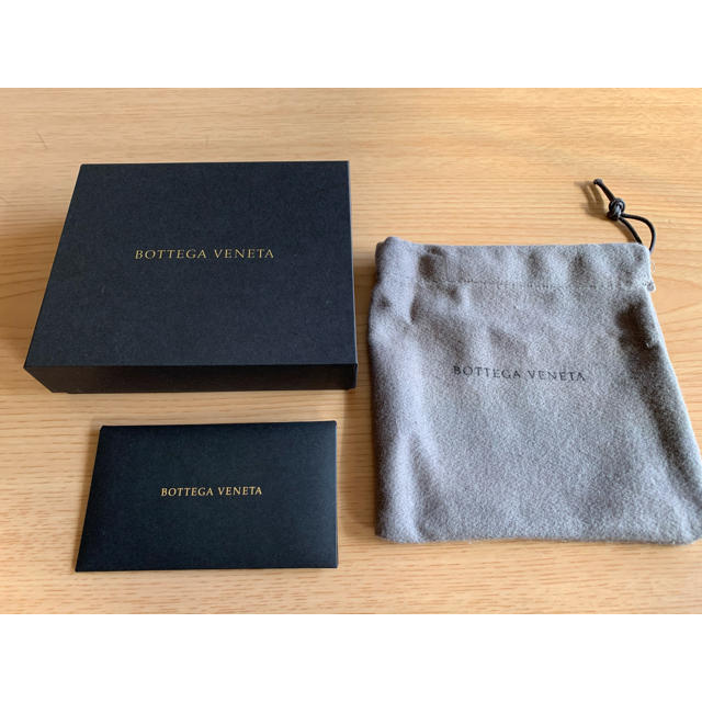 Bottega Veneta(ボッテガヴェネタ)の【正規品】ボッテガヴェネタ マネークリップ財布 空箱     メンズのファッション小物(マネークリップ)の商品写真