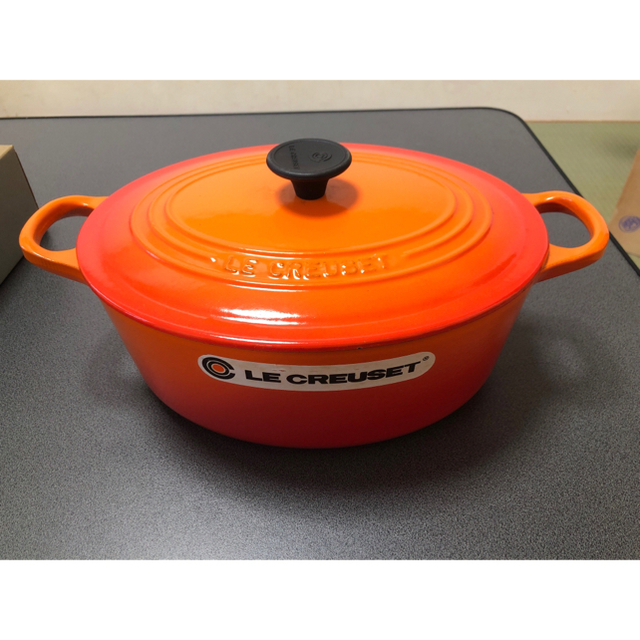 LE CREUSET(ルクルーゼ)のクーポンと併用でお得に！ル・クルーゼ　25センチ鍋　美品 インテリア/住まい/日用品のキッチン/食器(鍋/フライパン)の商品写真