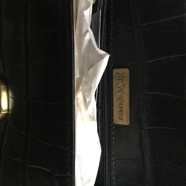 Yves Saint Laurent Beaute(イヴサンローランボーテ)のイヴ・サンローランのバック メンズのバッグ(セカンドバッグ/クラッチバッグ)の商品写真