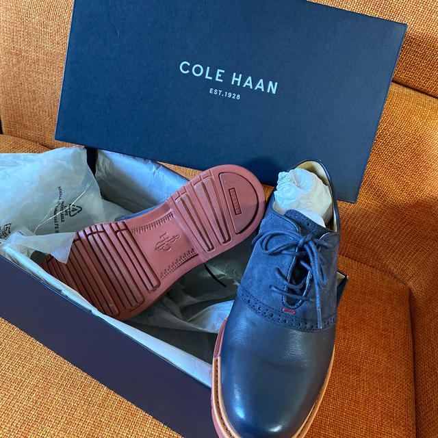 Cole Haan(コールハーン)の新品未使用コールハーン★革靴　サイズ7★メンズ25cm相当 メンズの靴/シューズ(ドレス/ビジネス)の商品写真