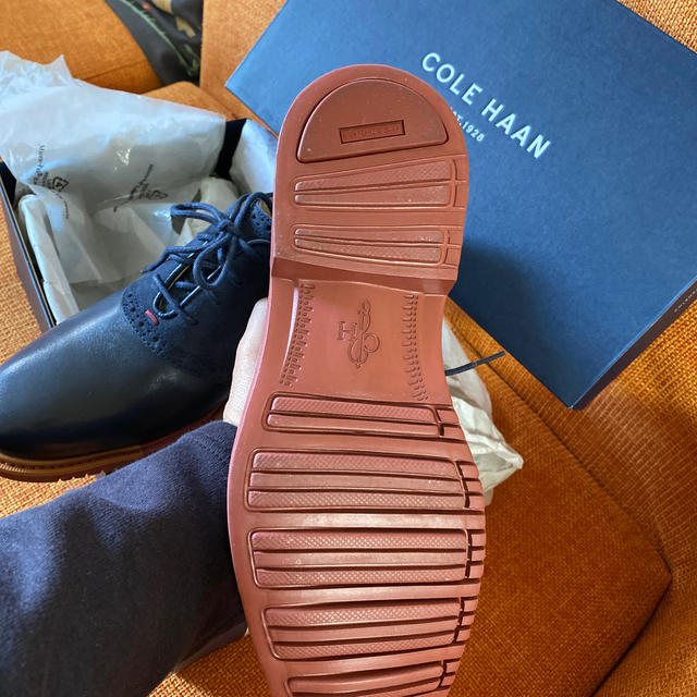 Cole Haan(コールハーン)の新品未使用コールハーン★革靴　サイズ7★メンズ25cm相当 メンズの靴/シューズ(ドレス/ビジネス)の商品写真