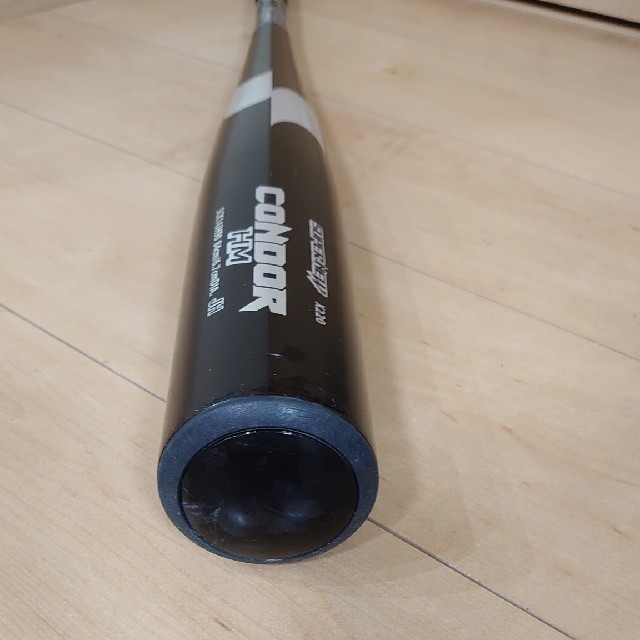 SSK(エスエスケイ)のSSKスパコン中学硬式バット スポーツ/アウトドアの野球(バット)の商品写真