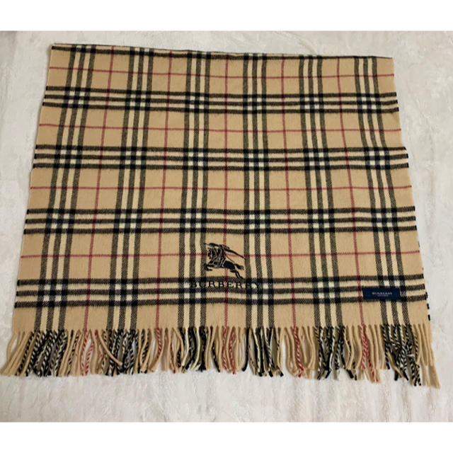 BURBERRY(バーバリー)の★mk様専用★ バーバリー　膝掛け　ストール　ブランケット レディースのファッション小物(ストール/パシュミナ)の商品写真