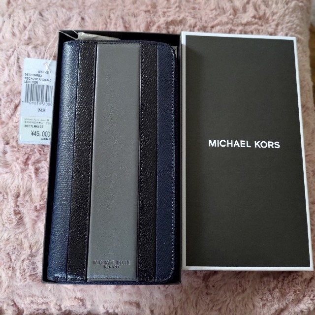 Michael Kors - ゆう様専用 マイケルコース 長財布 ネイビー ブラック