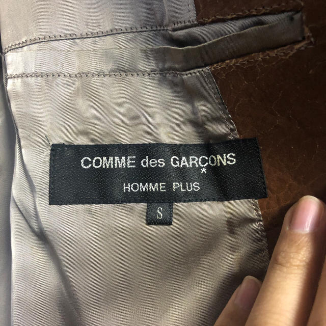 COMME des GARCONS HOMME PLUS(コムデギャルソンオムプリュス)のコム・デ・ギャルソン　レザージャケット メンズのジャケット/アウター(レザージャケット)の商品写真