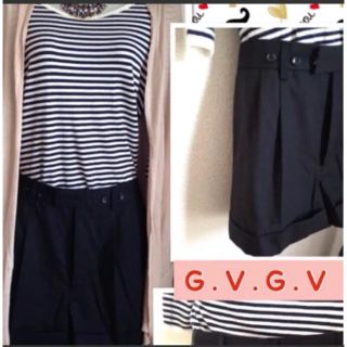 ジーヴィジーヴィ(G.V.G.V.)の値下げ☆美品☆G.V.G.Vショートパンツ☆シルク×ウール☆size36黒ズボン(ショートパンツ)