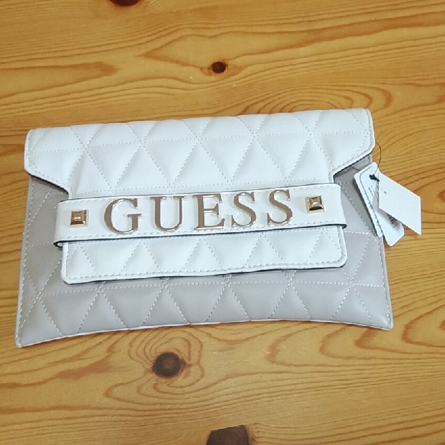 GUESS(ゲス)のGUESS　ソロモンの悪夢様専用 メンズのバッグ(セカンドバッグ/クラッチバッグ)の商品写真