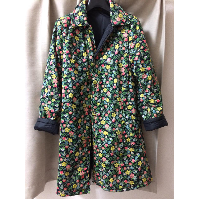 BEAMS(ビームス)の花柄 中綿コート レディースのジャケット/アウター(その他)の商品写真