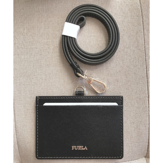 Furla(フルラ)の新品☆フルラIDカードフォルダー☆プレゼントに❤️ レディースのファッション小物(パスケース/IDカードホルダー)の商品写真