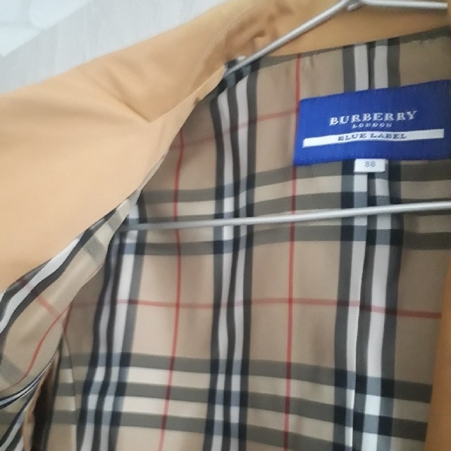 BURBERRY BLUE LABEL(バーバリーブルーレーベル)のバーバリー ブルーレーベル ジャケット38 レディースのジャケット/アウター(テーラードジャケット)の商品写真