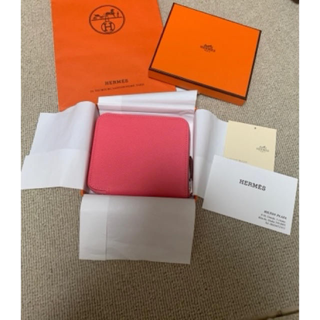 Hermes HERMES ファッション小物 ラウンドジップ レディース 財布 シルクインコンパクト