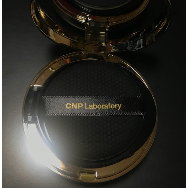 CNP(チャアンドパク)のCNP プロポリスアンプルクッション　23号 コスメ/美容のベースメイク/化粧品(ファンデーション)の商品写真