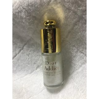 ディオール(Dior)のディオール　マニュキアチロ１３様専用(マニキュア)