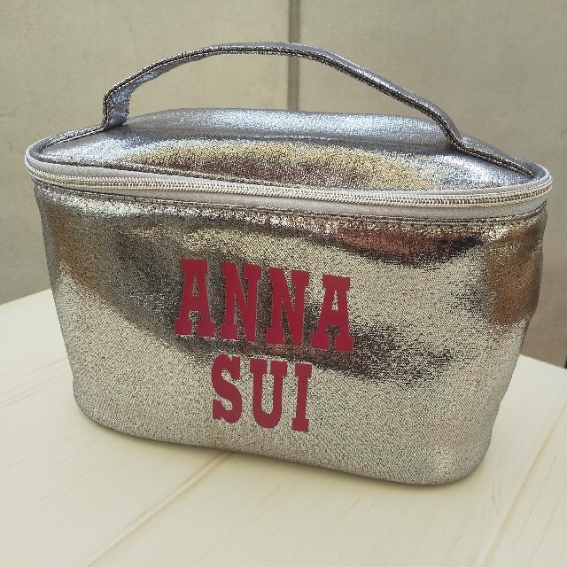 Anna Sui Anna Sui未使用バニティーポーチ アナスイノベルティーポーチの通販 By Izm Shop アナスイならラクマ