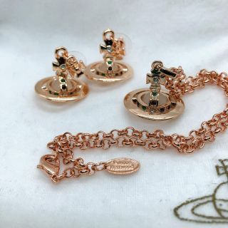 ヴィヴィアンウエストウッド(Vivienne Westwood)のヴィヴィアン タイニー オーブ ネックレス ピアス(ネックレス)