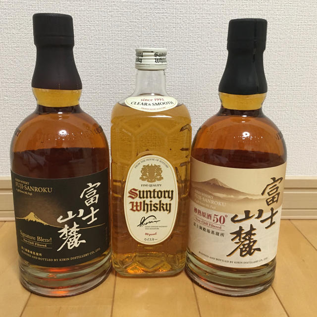 キリン(キリン)のSUNTORY 白角 キリン 富士山麓 700ml 新品未開栓 食品/飲料/酒の酒(ウイスキー)の商品写真