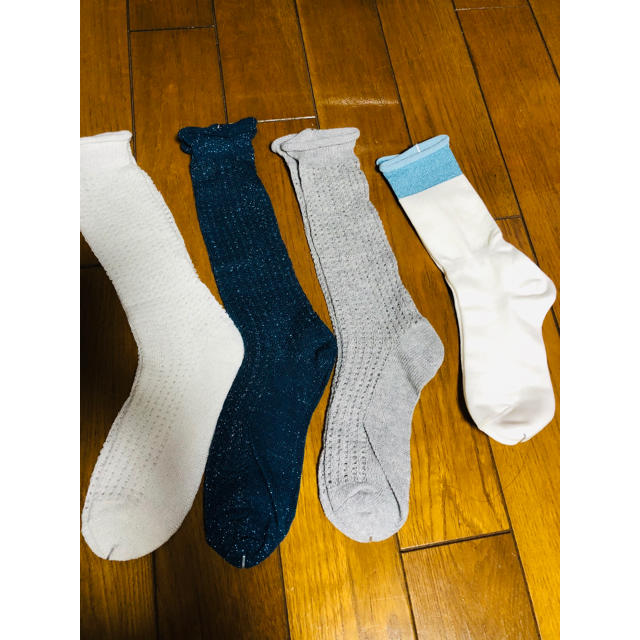 3COINS(スリーコインズ)のヨッシー様専用　靴下3足セット（画像の1番右以外）新品未使用 レディースのレッグウェア(ソックス)の商品写真