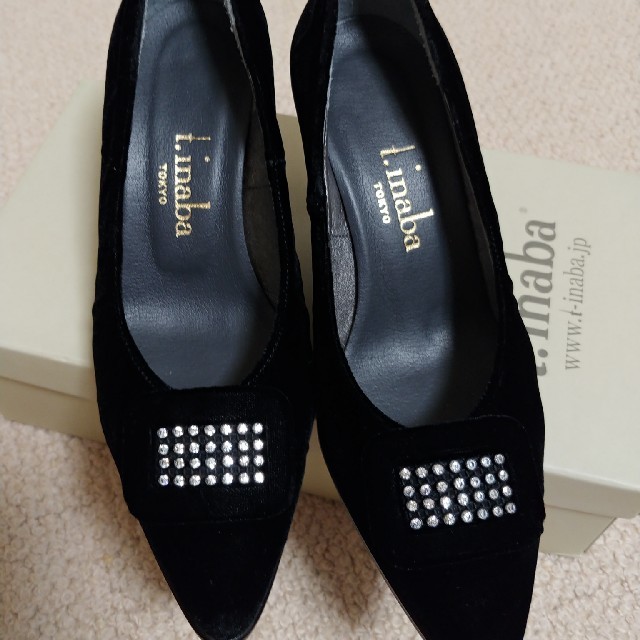 MICHIYO INABA(ミチヨイナバ)の❣️美品　ティイナバ　パンプス レディースの靴/シューズ(ハイヒール/パンプス)の商品写真
