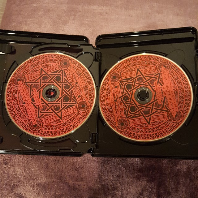 Baby Metal Trilogy Bluray 3枚組 エンタメ/ホビーのDVD/ブルーレイ(ミュージック)の商品写真