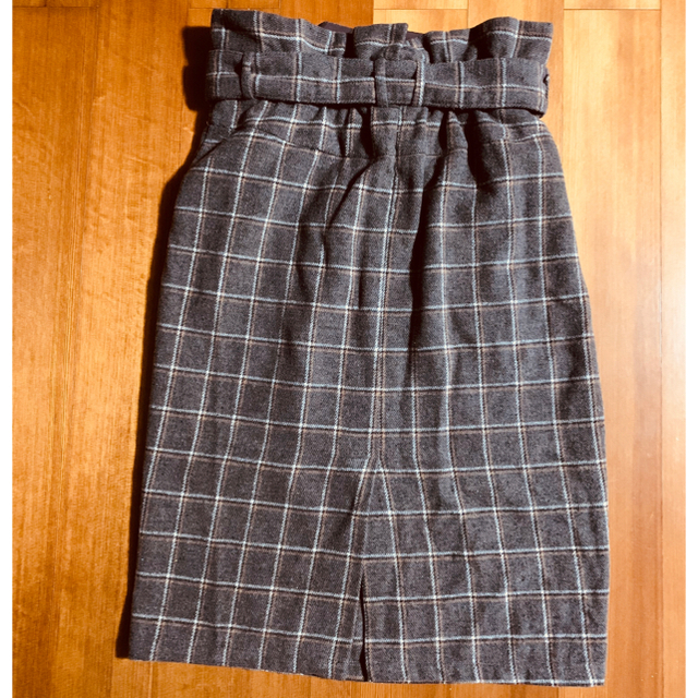 INGNI(イング)のタイトスカート(ナロースカート)　ブラウンチェック　INGNI レディースのスカート(ひざ丈スカート)の商品写真