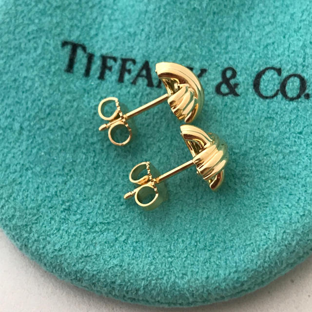 Tiffany 750シグネチャー ピアス 美品 Tiffany 750シグネチャー ピアス 美品