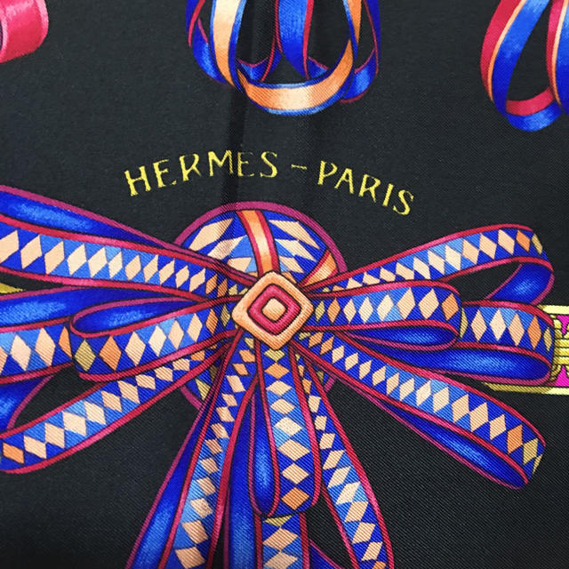 エルメス　HERMES スカーフ　カレ90 馬のリボン飾りファッション小物
