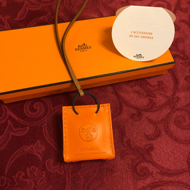 Hermes - エルメスショッパーチャームHermes革小物オレンジ入手困難品の通販 by TH2004's shop｜エルメスならラクマ