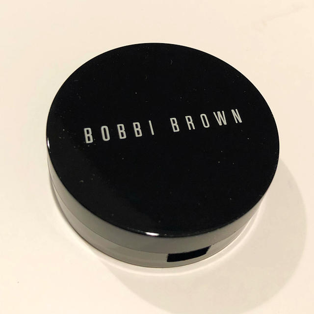 BOBBI BROWN(ボビイブラウン)のBOBBI BROWN ダイアモンドダストプラチナ　アイシャドウ コスメ/美容のベースメイク/化粧品(アイシャドウ)の商品写真