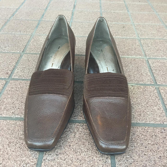 ブラウン　茶色　革製　パンプス　23cm  EEE レディースの靴/シューズ(ハイヒール/パンプス)の商品写真